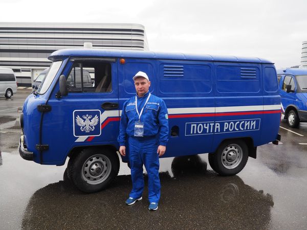 «Почта России» привезет заказы с Net-a-Porter и Farfetch