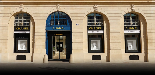 Выручка Chanel в 2022-м выросла на 17%